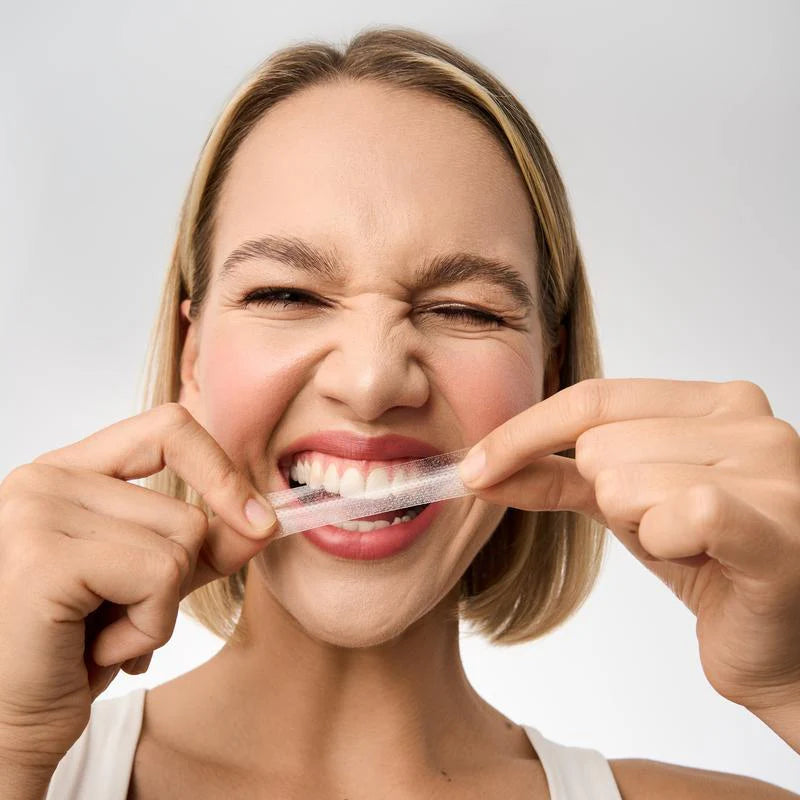 2X1 WHITEFLASH™ – Dientes Visiblemente Más Blancos en 30 Minutos